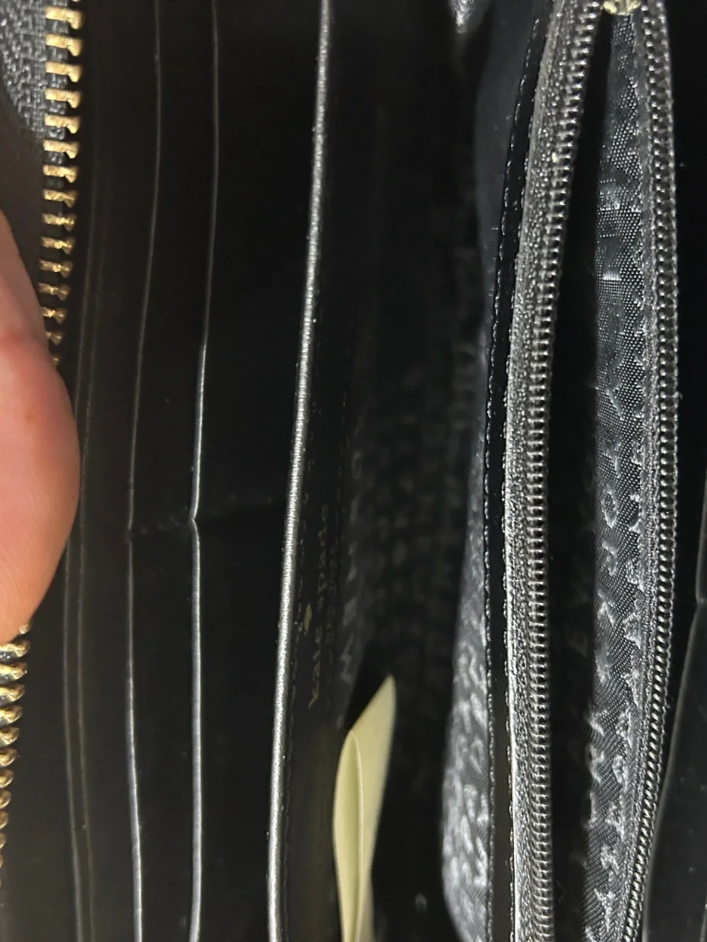 kate spade Two-Tone Black and White Bow Wallet - Picture 5 of 5